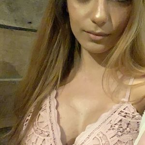 Meet your Posher, Analy